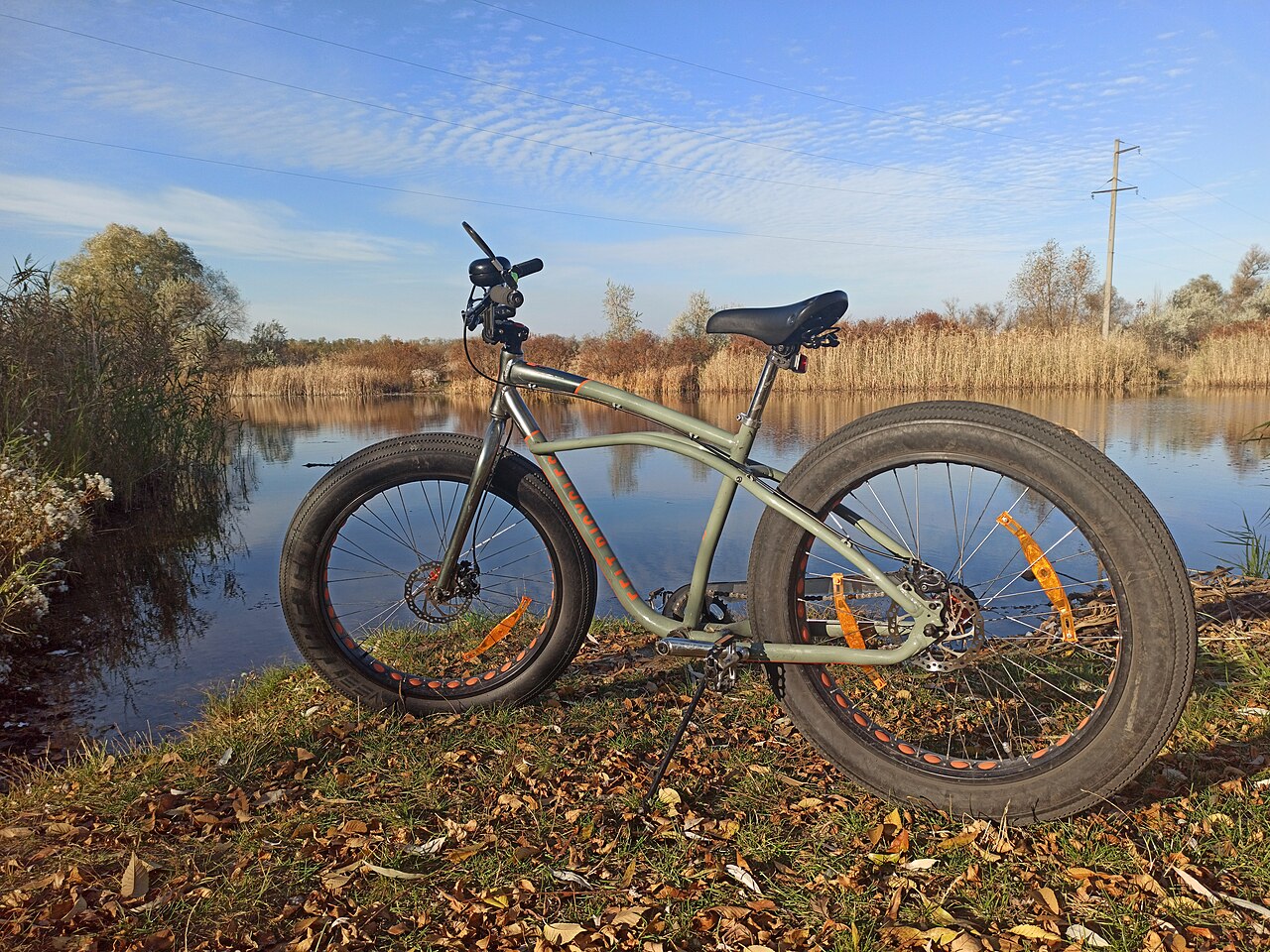 Overval Dordrecht: dader rijdt op fatbike juwelier uit